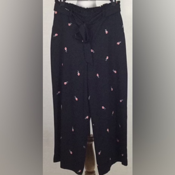 LC Lauren Conrad Pants - Wide-Leg Black Floral Print Pants with Tie Waist